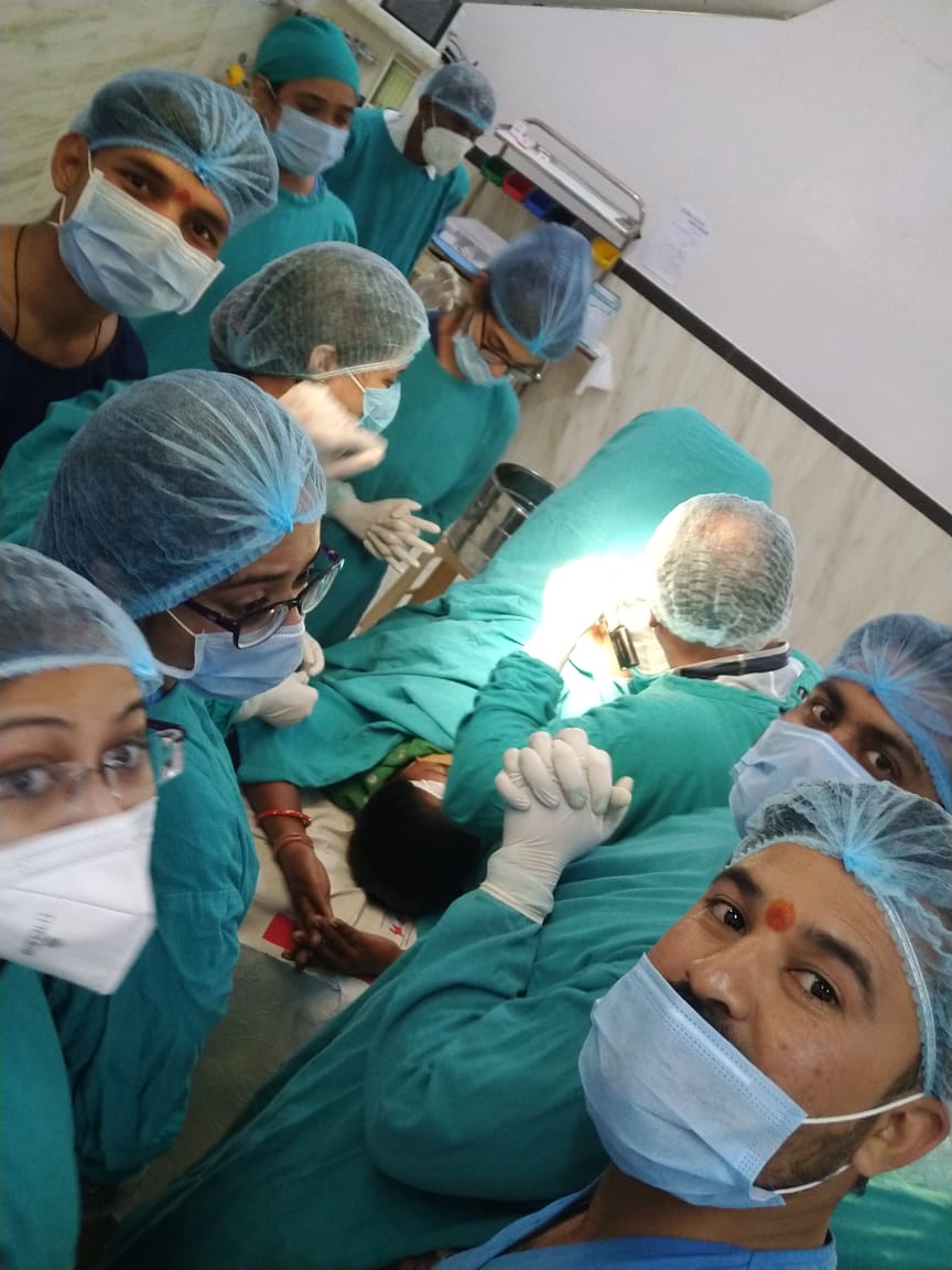 Indore: इंडेक्स मेडिकल कॉलेज एंड हॉस्पिटल में 21 महिलाओं का हुआ नसबंदी ऑपरेशन