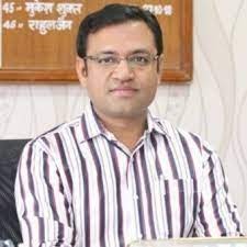 वैराग्य की राह पर आईएएस