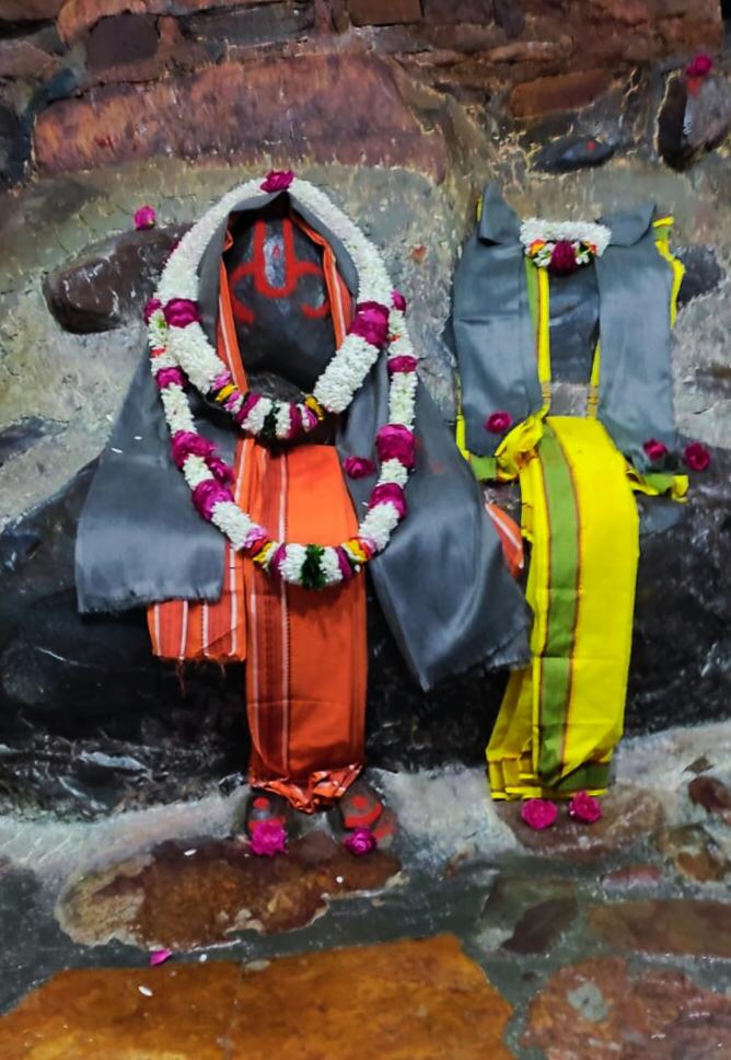 14 January: श्री गिरिराज दर्शन लाइव