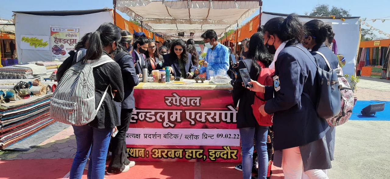 Indore: बटिक, बाग और ब्लॉग प्रिंट की बारीकियों से रूबरू हुए फैशन डिजाइनिंग के स्टूडेंट्स