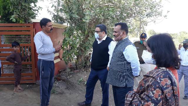 MP आर्बिट्रेटर एवं कमिश्नर शर्मा ने किया पुनर्वास स्थलों का निरीक्षण
