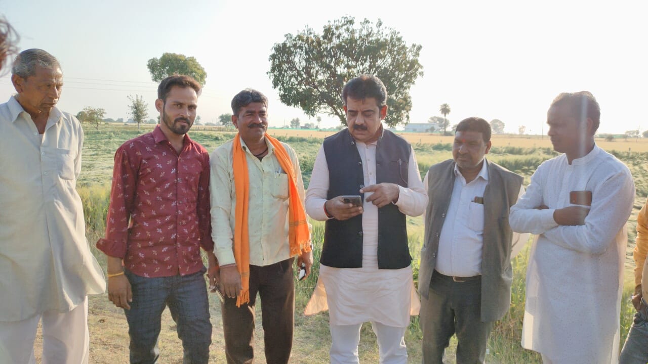 बेमौसम बारिश से फसलों को भारी नुकसान, सांसद लालवानी ने किया दौरा, दिए सर्वे के निर्देश