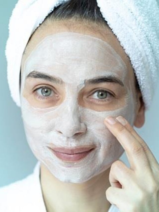 आज ही ट्राय करें ये Home Facials, आएगा जबरदस्त ग्लो