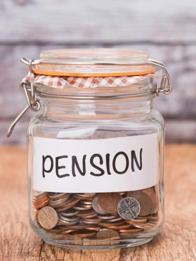 Pension: इस महीने आपकी पेंशन पर लग सकता है ब्रेक, जल्द जमा करे ये डॉक्यूमेंट