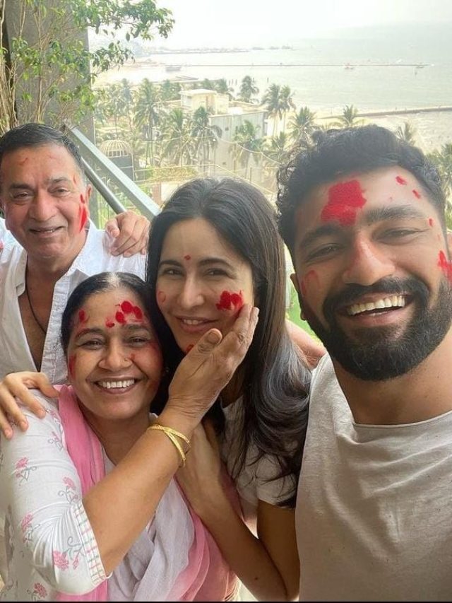 ससुराल में Katrina ने मनाई अपनी पहली होली, देखें Full Family Photo