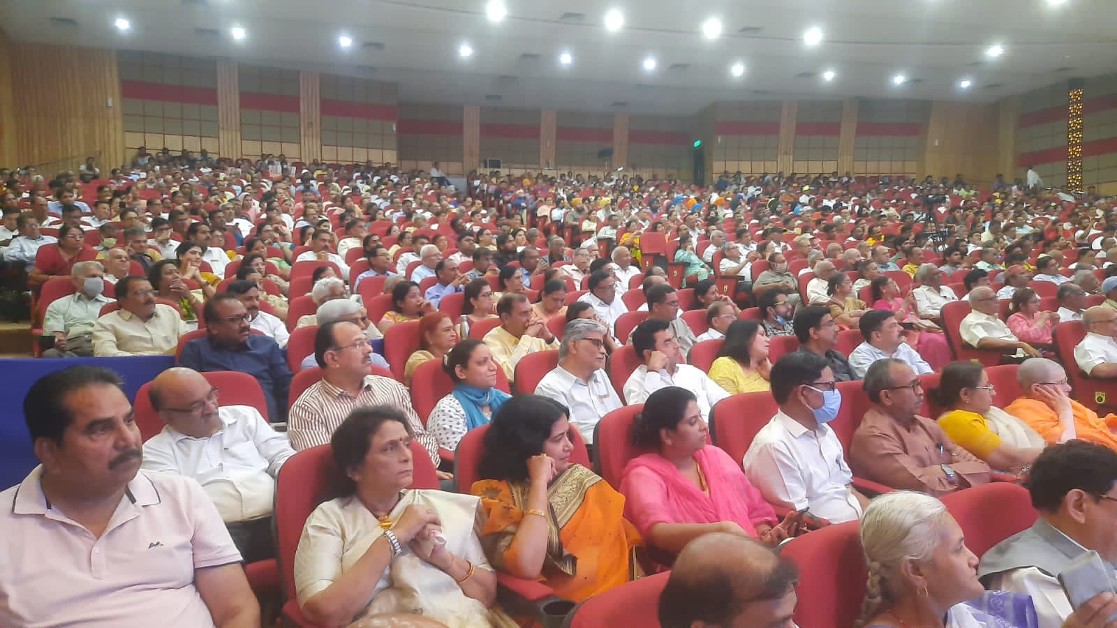 Indore : बहुत दिनों बाद शहर की संस्कृति के अनुरूप हुआ भव्य आयोजन