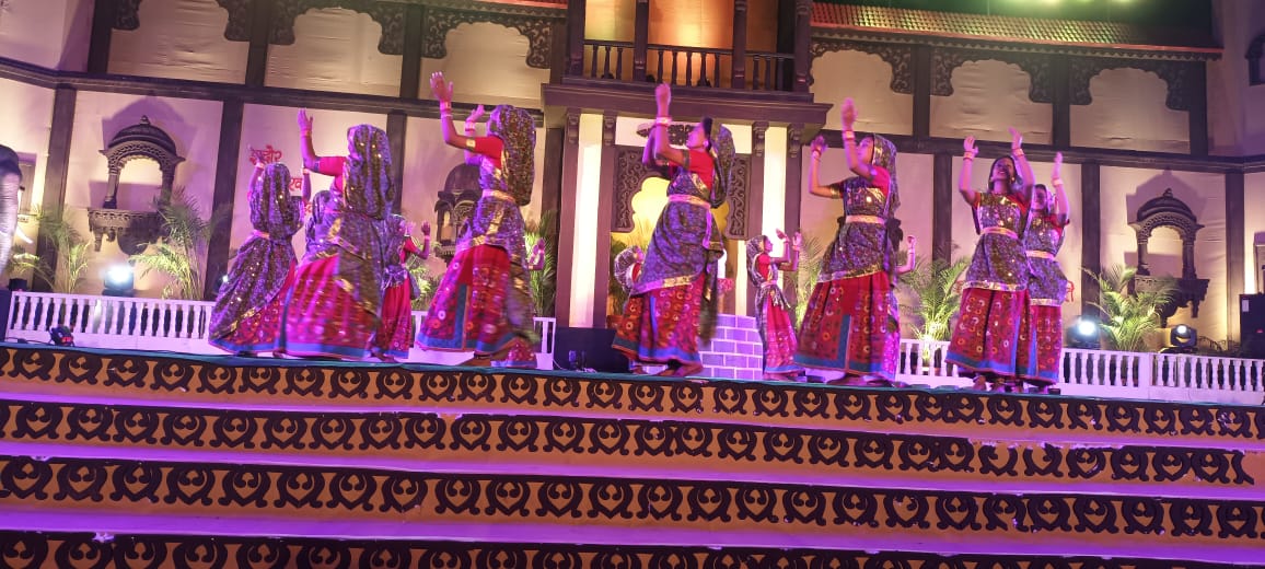 प्राचीन गरबा एवं ढाल तलवार, कत्थक से सजी मालवा उत्सव की शाम, देवी अहिल्या का स्वागत रहा खास