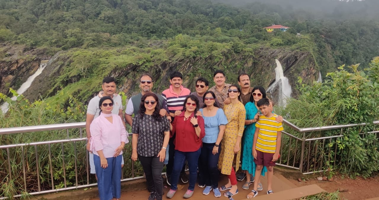 मुरुदेश्वर और जोग फॉल इस मानसून गोल्डन गैंग के साथ ...