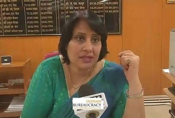Bhopal : रिटायर्ड आईएएस सलीना सिंह ने महिला के खिलाफ दर्ज कराई एफआईआर, पति की पत्नी बनकर की धोखाधड़ी