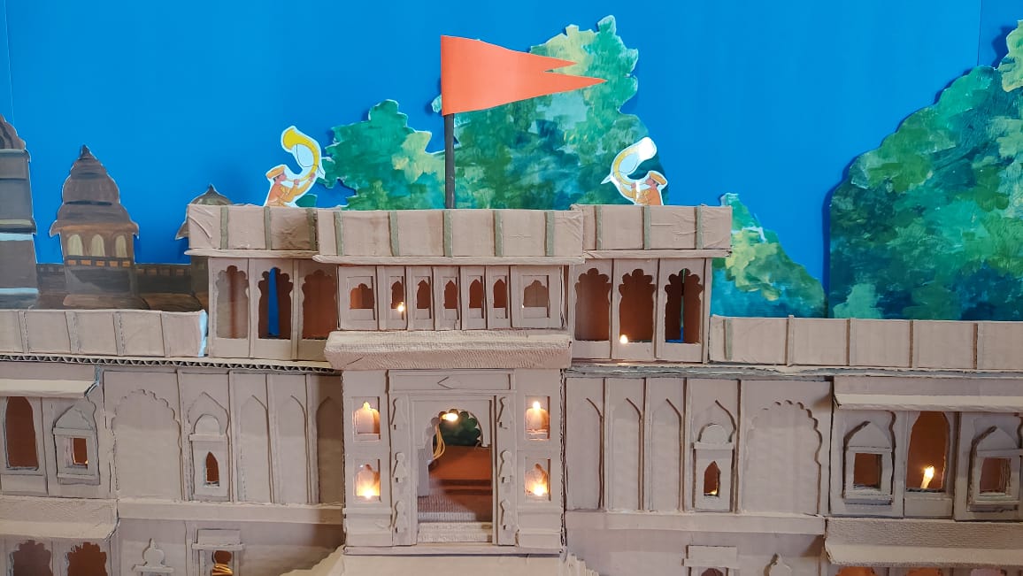महेश्वर किला : अहिल्याबाई होलकर किले की बनाई इकोफ्रेंडली झांकी, कचरे से कला को उकेरा