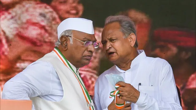 राजस्थान के गृह राज्य मंत्री राजेंद्र यादव के 53 ठिकानों पर आयकर छापे, CM गहलोत के हैं करीबी, 7 राज्यों में IT की Raid