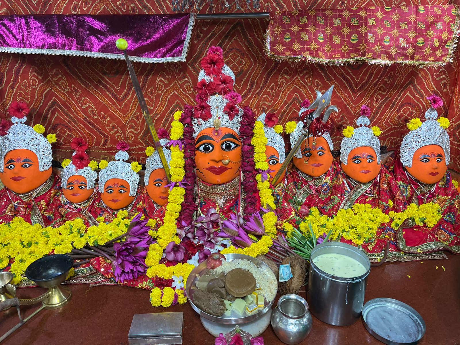 आश्विन कृष्णा तृतीया LIVE DARSHAN : कीजिए देशभर के प्रमुख मंदिरों के मंगला दर्शन