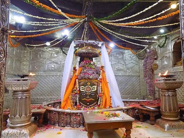 आश्विन कृष्णा तृतीया LIVE DARSHAN : कीजिए देशभर के प्रमुख मंदिरों के मंगला दर्शन