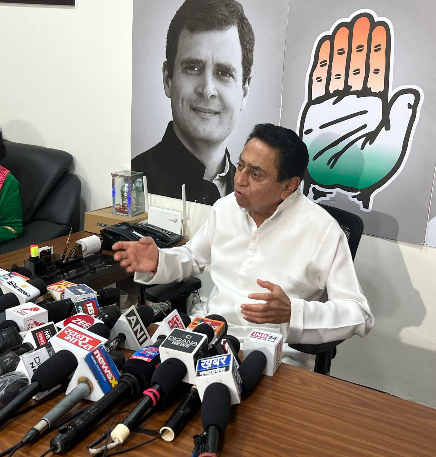 MP भ्रष्टाचार पर पूर्व सीएम ने शिवराज सरकार पर कसा तंज, बोले जितना लूट सके लूट लो