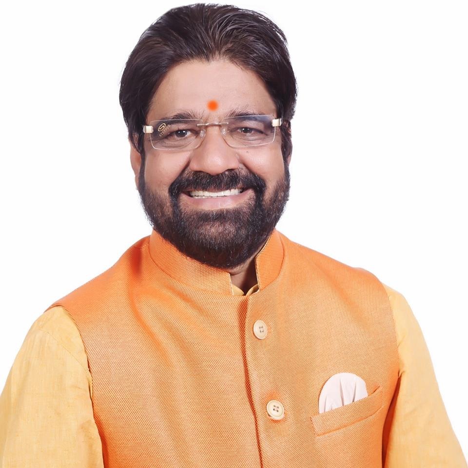 Indore के योगगुरु कृष्णा मिश्रा अमेरिका से सम्मानित, Global Healing Day सर्वधर्म प्राथना दिवस में हुए थे शामिल