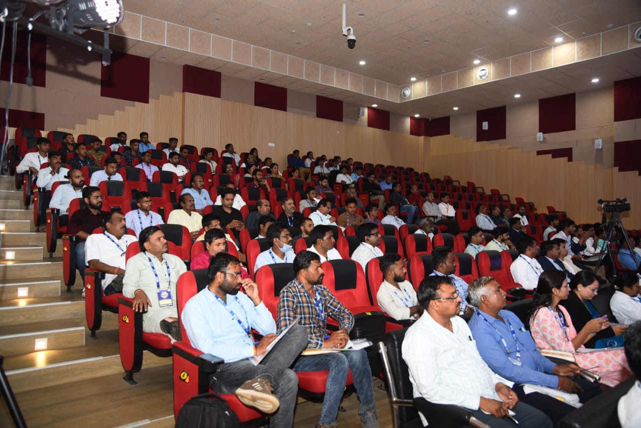 इंदौर में पहली बार ST-SC वर्ग के Entrepreneurs के लिए 2 दिवसीय वर्कशॉप का किया आयोजन
