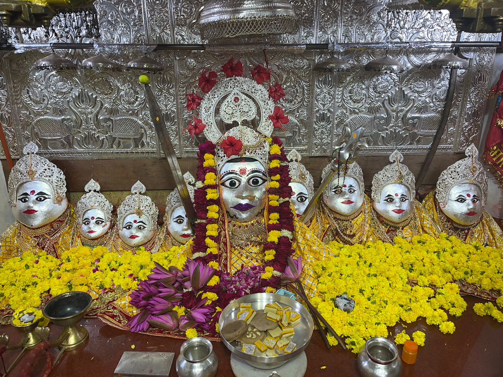 Live Darshan : कीजिए देशभर के प्रमुख मंदिरों के मंगला दर्शन