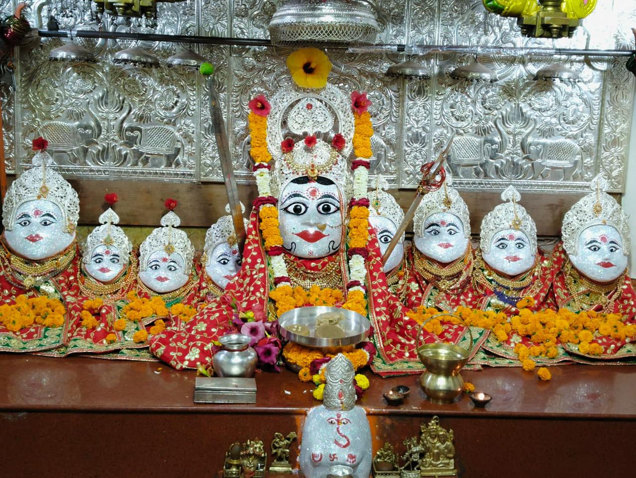 Live Darshan : कीजिए देशभर के प्रमुख मंदिरों के मंगला दर्शन