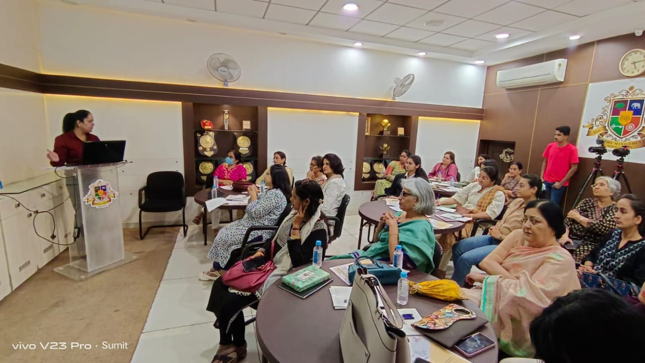 Indore : आईएमए महिला मंच ने लियो लीजेंड्स के सहयोग से "5एस किचन मैनेजमेंट" विषय पर एक सत्र का किया आयोजन