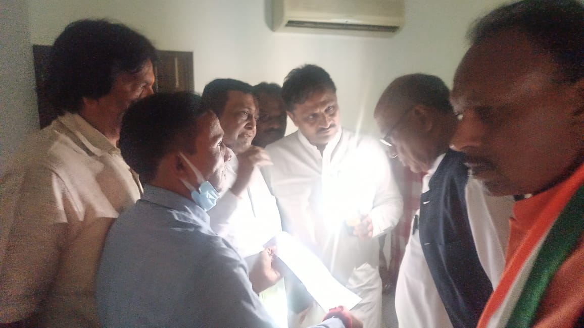 भारत जोड़ो यात्रा के संबंध में पूर्व मुख्यमंत्री दिग्विजय सिंह ने किया इंदौर दौरा, कार्यकर्ताओं से की मुलाकात