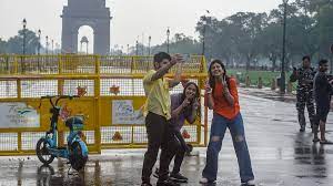 मौसम विभाग ने जारी किया भारी बारिश का अलर्ट, इन 10 जिलों में बर्फ़बारी होने की संभावना की व्यक्त
