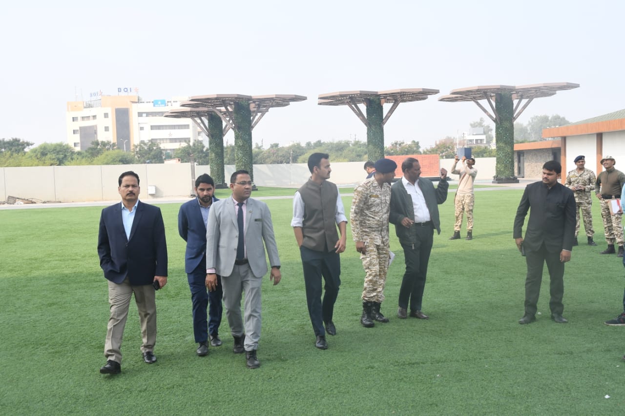 Indore : पुलिस की टीमों ने की होटल द पार्क में मॉक ड्रिल, आपातकालीन परिस्थितियों में बताएं सुरक्षा के उपाय