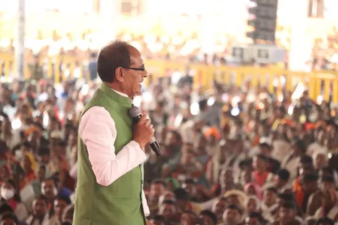MP News : सीएम शिवराज ने की बड़ी घोषणा, सरपंचों का मानदेय बढ़ा कर 4250 रूपये किया
