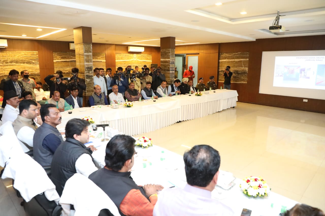 प्रवासी भारतीय दिवस और ग्लोबल इन्वेस्टर्स समिट के दौरान इंदौर आएंगी दक्षिण भारत से अतिरिक्त उड़ानें - ज्योतिरादित्य सिंधिया