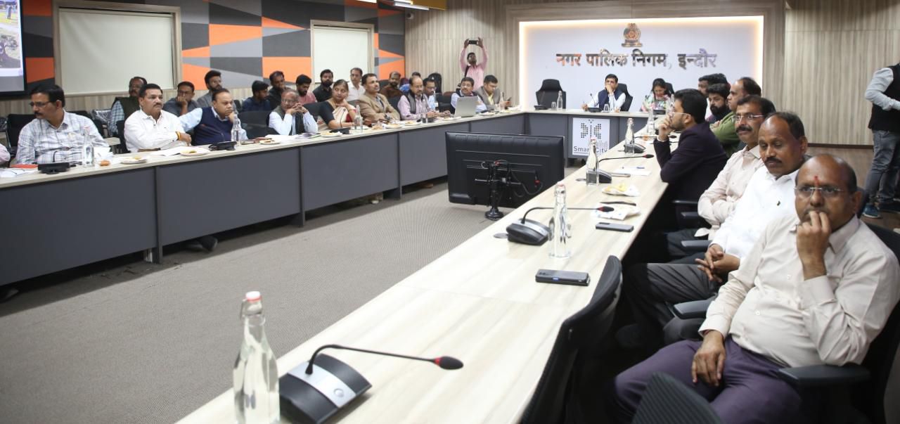 महापौर भार्गव ने दिए निर्देश, एमआईसी सदस्य और पार्षदों की कमेटी करेगी विभिन्न कार्यों की निगरानी