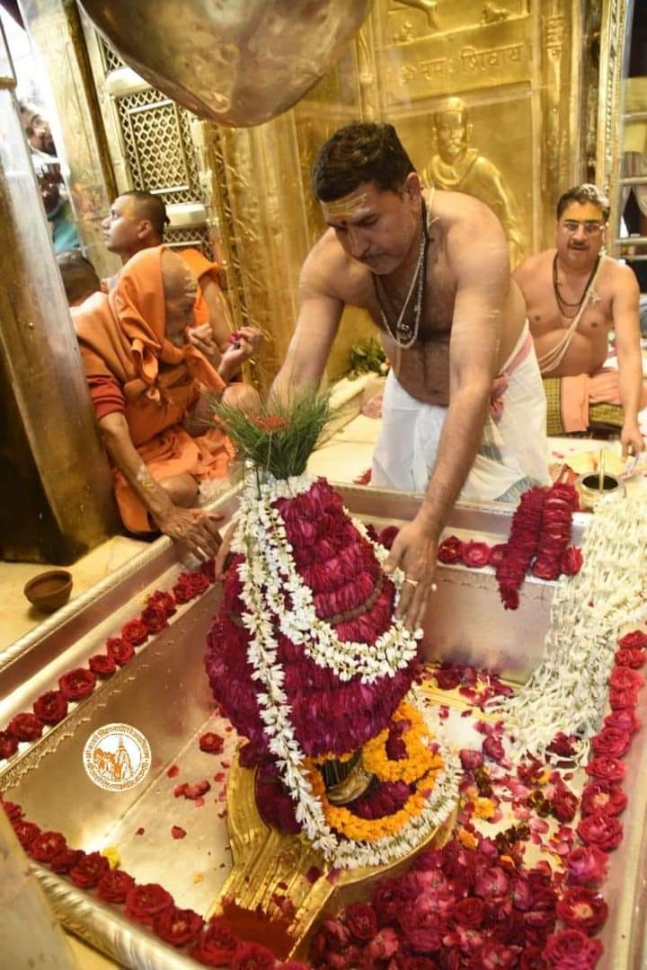 Live Darshan : कीजिए देश भर के प्रमुख मंदिरों के शुभ दर्शन