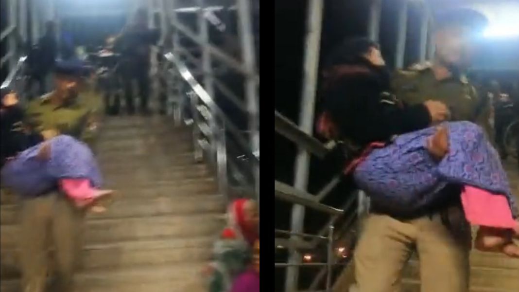 MP: बुजुर्ग महिला को गोदी में उठा कर सीढ़ी उतरते RPF जवान का वीडियो हुआ वायरल, लोग बोले-'हमे आप पर गर्व है'