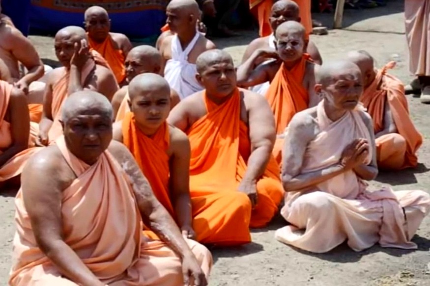 कुछ ऐसी होती है महिला नागा साधु (Female Naga Monk) की रहस्य्मय दुनिया, उनके जीवन की इन बातों को जानकर दंग रह जाएंगे आप