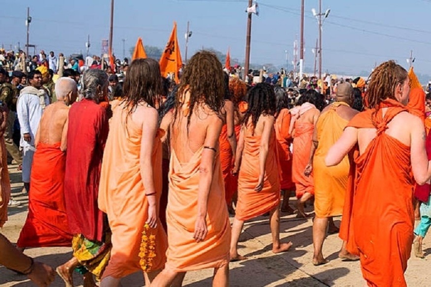 कुछ ऐसी होती है महिला नागा साधु (Female Naga Monk) की रहस्य्मय दुनिया, उनके जीवन की इन बातों को जानकर दंग रह जाएंगे आप
