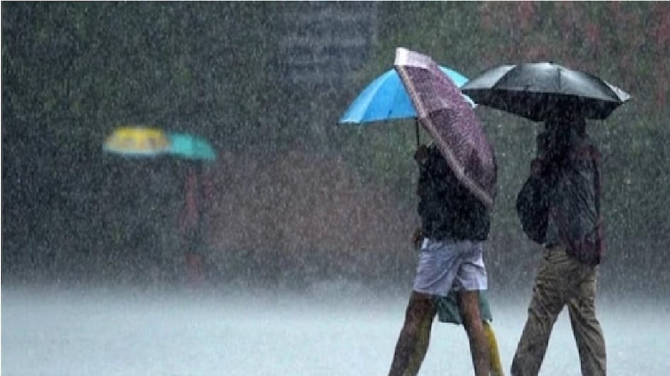 IMD Alert: Rain will wreak havoc in these 10 districts in next 2 days IMD  Alert : अगले 2 दिनों में बारिश इन 10 जिलों में बरपाएगी कहर, मौसम विभाग ने  जारी किया अलर्ट - Ghamasan News