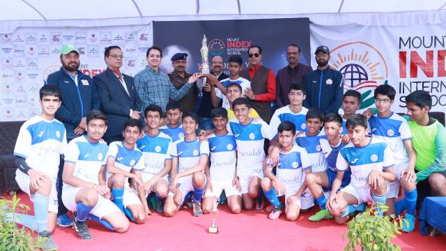 पहली इंटर स्कूल अंडर 15 स्व. नरेंद्र सिंह भदौरिया मेमोरियल फुटबॅाल ट्रॅाफी टूर्नामेंट संपन्न