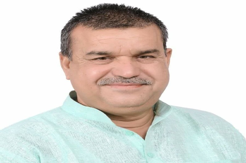 मप्र विधानसभा चुनाव से पहले कांग्रेस को तगड़ा झटका, पूर्व विधायक बलवीर सिंह ने थामा बसपा का दामन