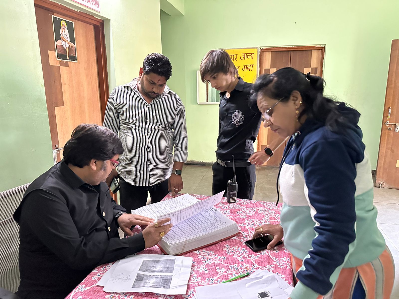 MIC प्रभारी मनीष शर्मा ने किया रैन बसेरों का निरीक्षण, इस बात से हुए नाराज