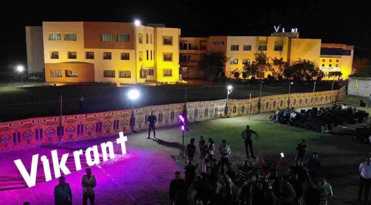इंदौर के Vikrant Institute में होनहार स्टूडेंट्स को स्कॉलरशिप के माध्यम से दी जाती है शिक्षा
