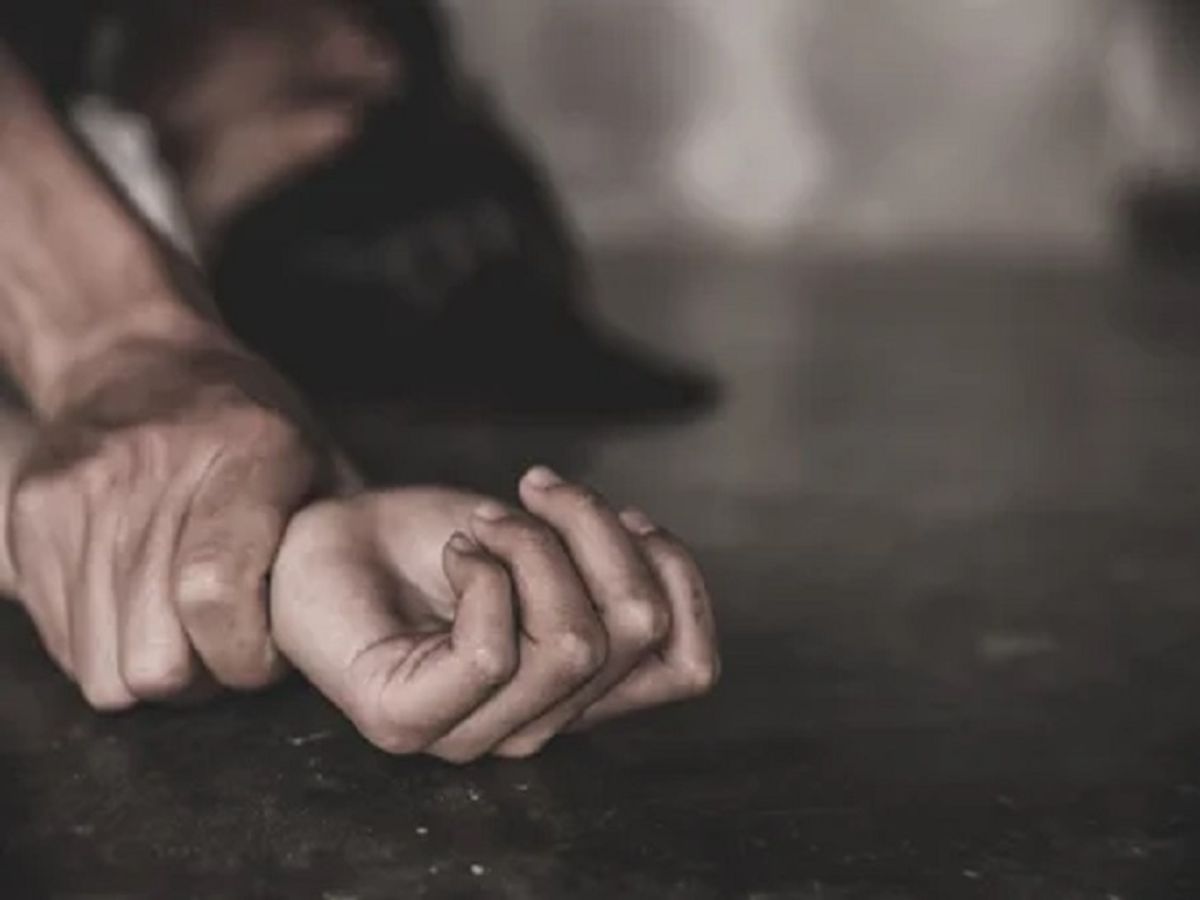 शर्मनाक! 58 वर्षीय महिला की हत्या के बाद शख्स ने शव के साथ किया दुष्कर्म