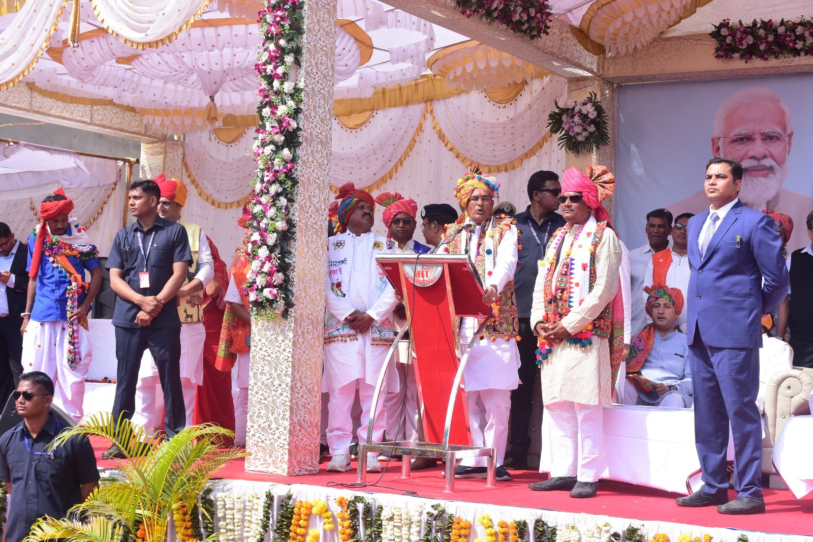 भगोरिया को राजकीय पर्व एवं सांस्कृतिक धरोहर के रूप में स्थापित किया जाएगा : CM शिवराज