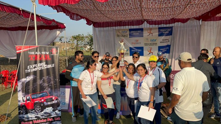ओरेकल आईडीए इंदौर क्रिकेट टूर्नामेंट आईआईडीएस की टीम बनी विजेता