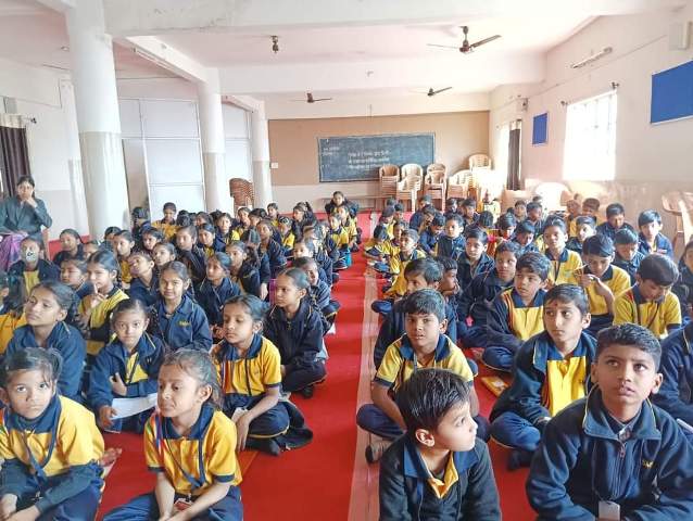 अनूठा प्रयास : वामा की आवाज, सड़क सुरक्षा का आगाज़