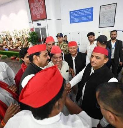 चुनाव का मकसद सीट जितना नहीं, जनता बदलाव चाहती हैं, जब तक बीजेपी सत्ता में हैं, संविधान खतरे में हैं - अखिलेश यादव