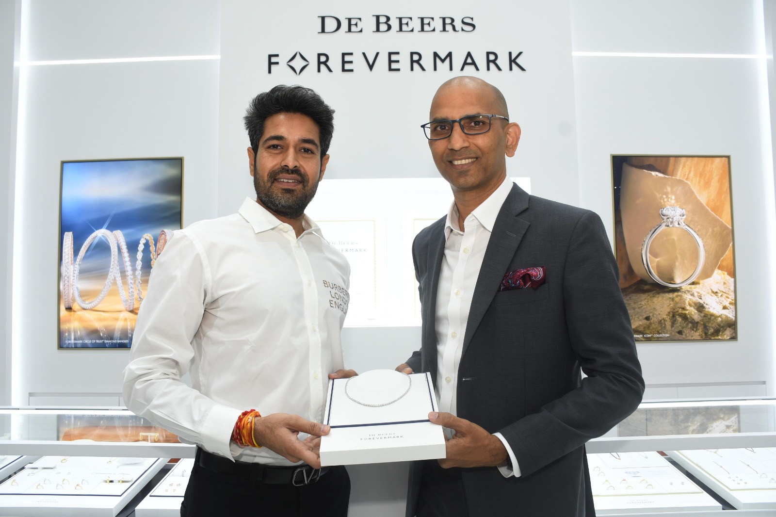 इंदौर में लॉन्च हुआ De Beers फॉरएवरमार्क का दूसरा एक्सक्लूसिव स्टोर
