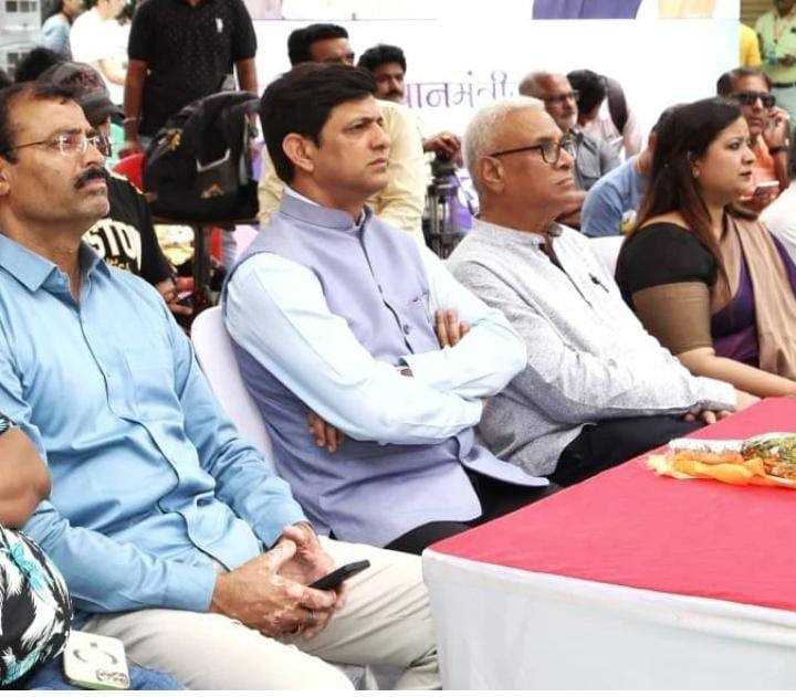 मोदी जी की सबसे बड़ी 'मन की बात' उन्होंने शपथ लेने के पहले गंगाघाट से कही थी कि भारत को स्वच्छ बनाएंगे उसे सबसे पहले इंदौर ने पूरा किया- महापौर पुष्यमित्र भार्गव