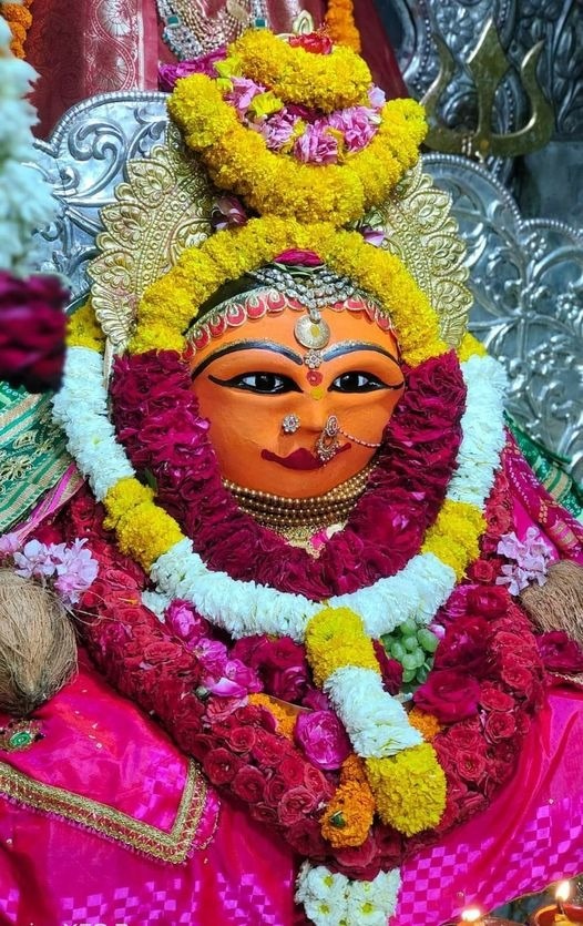 Live Darshan : हमारे साथ कीजिए देश और दुनिया के प्रमुख मंदिरों के लाइव दर्शन