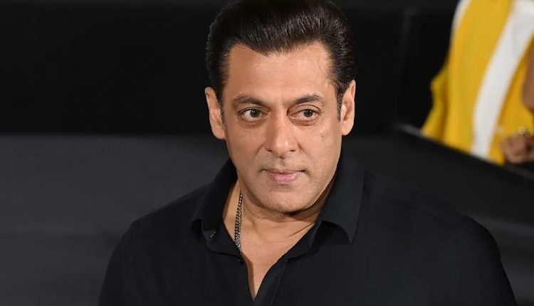 Salman Khan again received death threats सलमान खान को फिर मिली जान से मारने  की धमकी, 'रॉकी भाई' ने खुलेआम कहा- 30 तारीख को मारूंगा - Ghamasan News