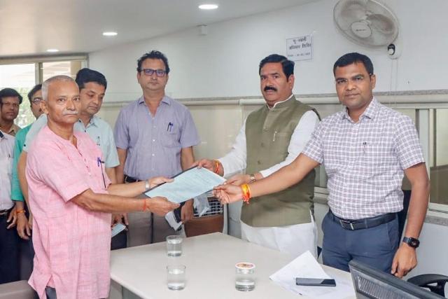 Indore News : मुख्यमंत्री जन सेवा अभियान में लगातार नंबर वन बना आईडीए