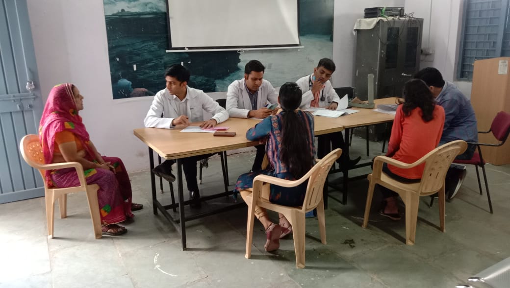 इंडेक्स हॅास्पिटल के निःशुल्क स्वास्थ्य शिविर में मरीजों को मिला इलाज, 200 से अधिक मरीजों को राहत