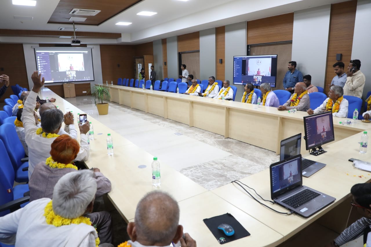 पूर्व सरकार ने बंद कर दी थी तीर्थ दर्शन योजना, हमने योजना में नए आयाम जोड़े : मुख्यमंत्री शिवराज सिंह चौहान